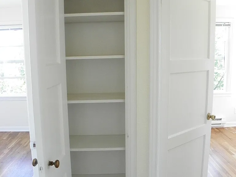 2012-08-16 Hall Storage_03112025