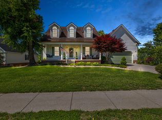 207 Hibiscus Ln, Winchester, KY 40391
