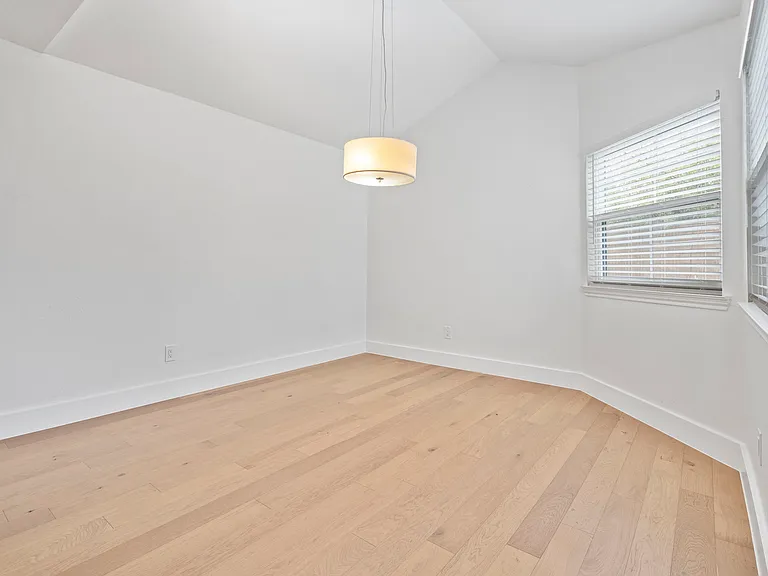 5005 Milam St — Photo 18