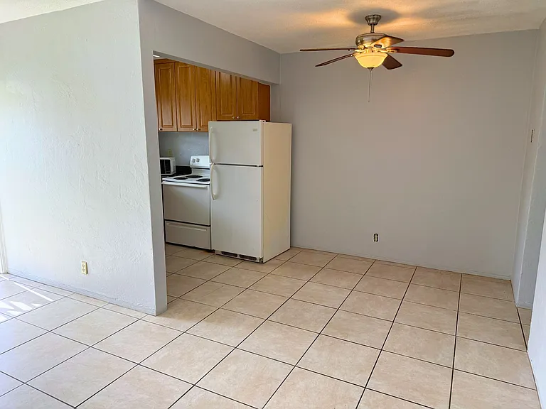 1958 Liberty St #9 — Photo 8