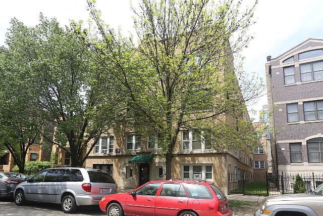 1st image of 816 W Waveland Ave APT 5