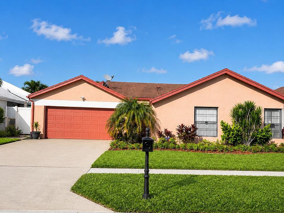 2nd image of 21082 Rustlewood Avenue