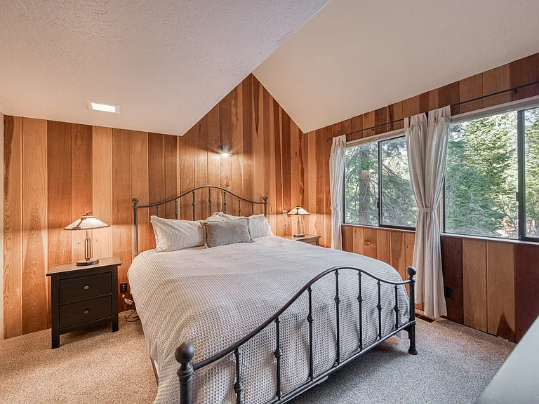 1875 John Scott Trl — Photo 13