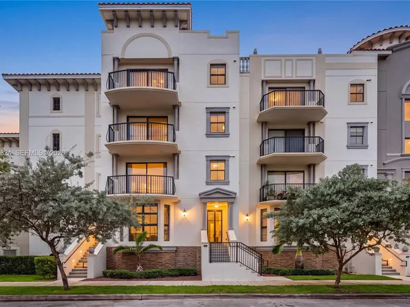1650 Galiano St #Townhouse 11, Coral Gables, FL 33134