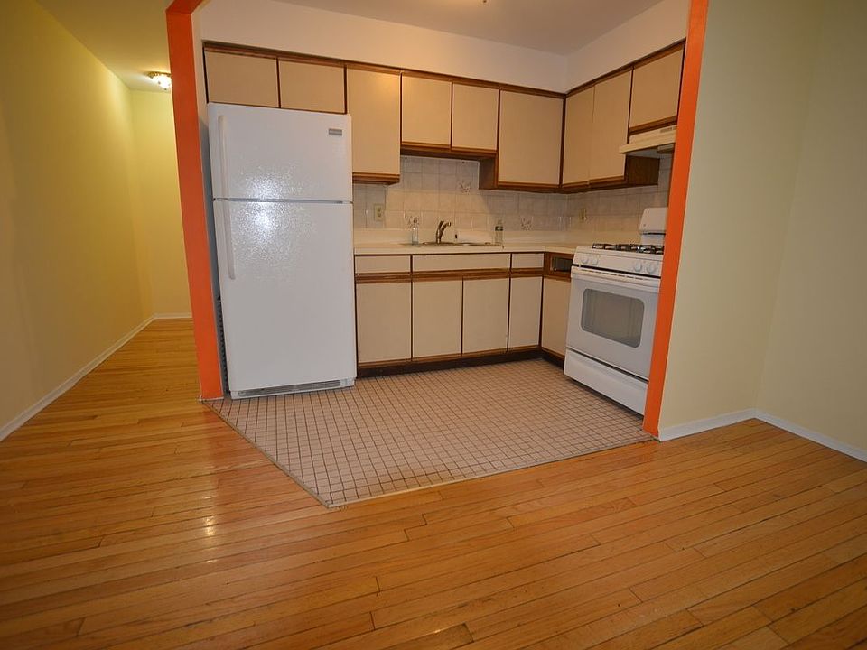 2nd image of 60-16 32nd Ave #1C