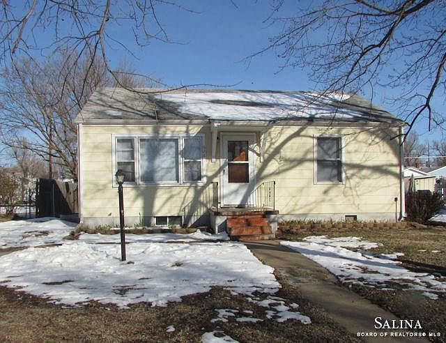 1st image of 628 N 13th St