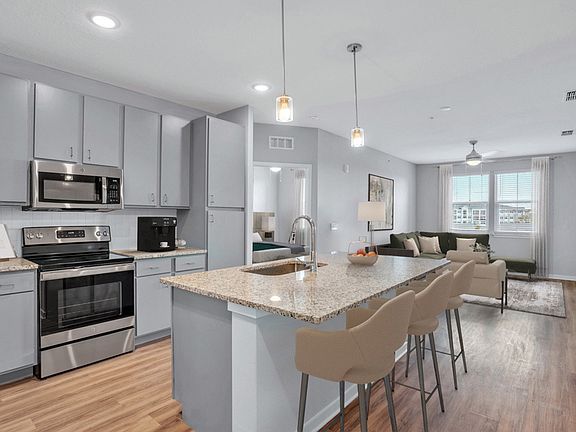 2nd image of 2331 Commerce Park Dr NE #2109