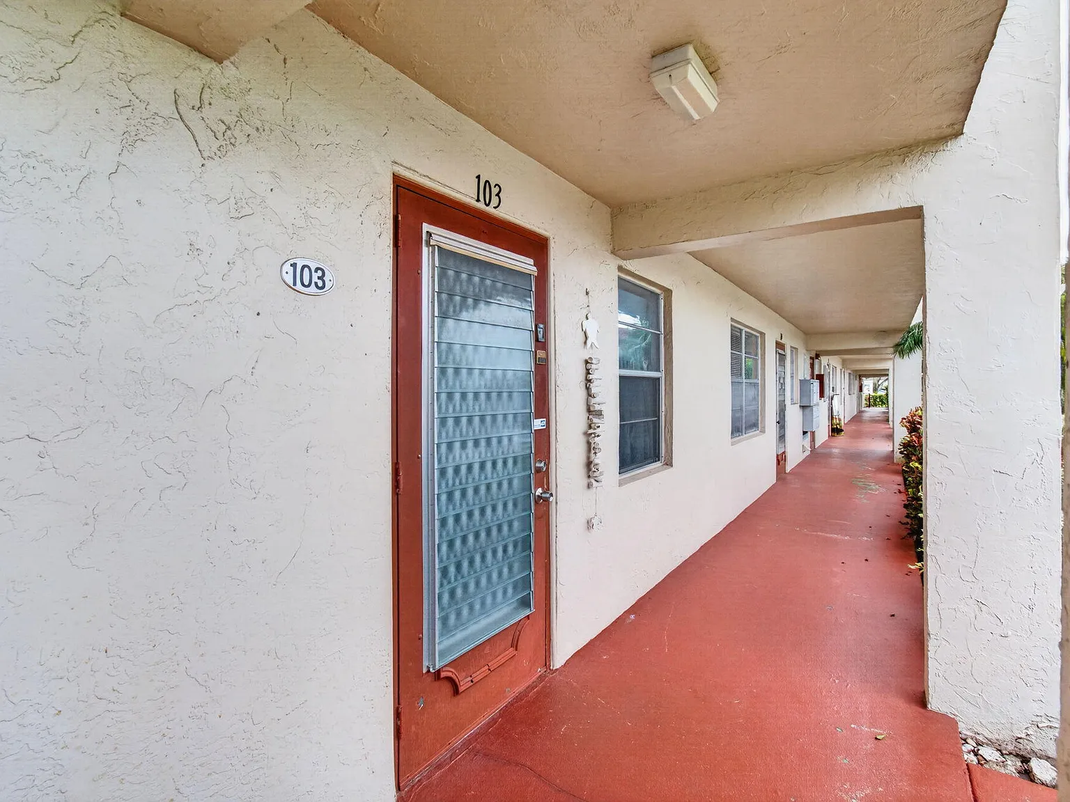 2 bed, 2.0 bath, 925 sqft, $1,895 — Photo 3