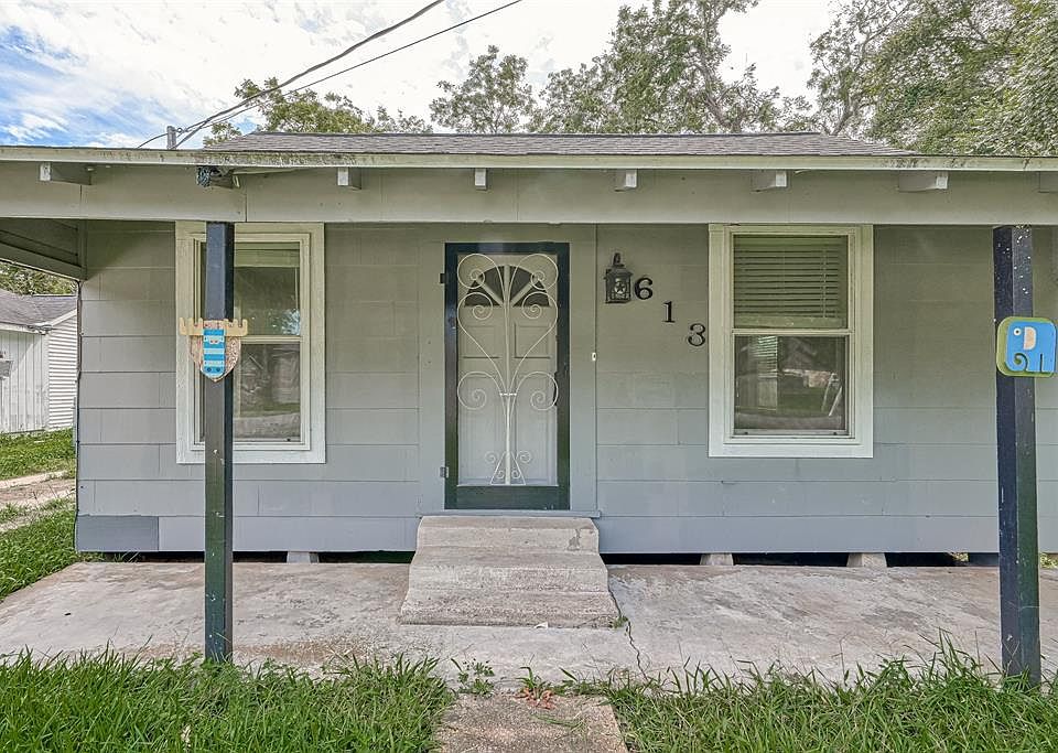 1st image of 613 E Bernard Street