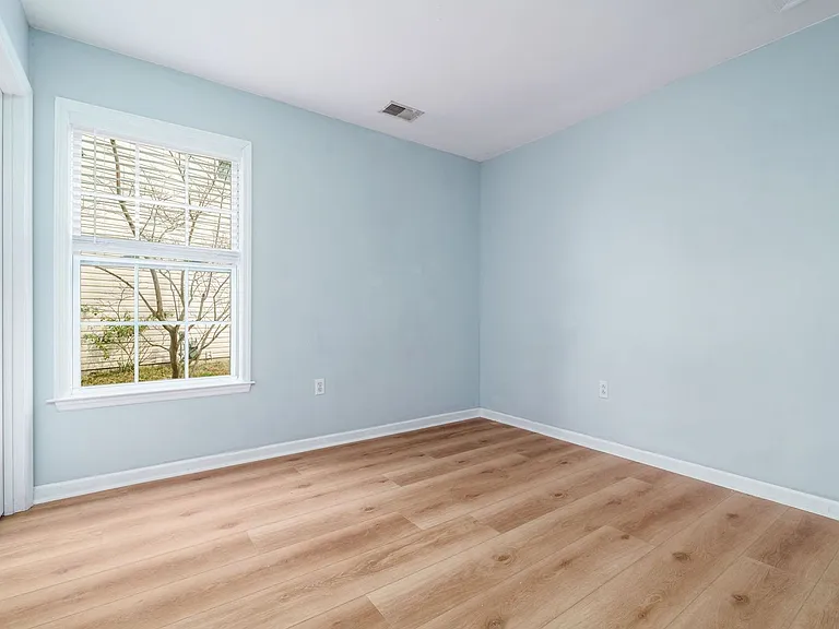 116 Mockernut Dr — Photo 9