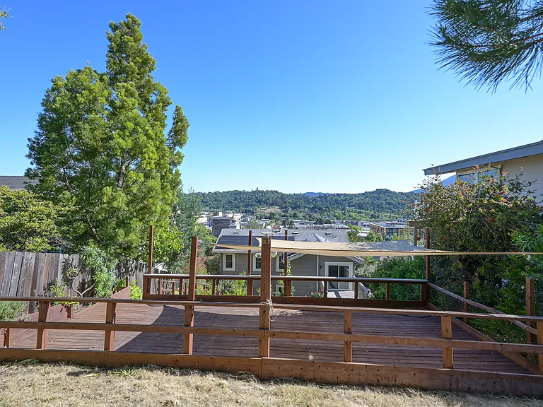 324 Laurel Pl — Photo 28