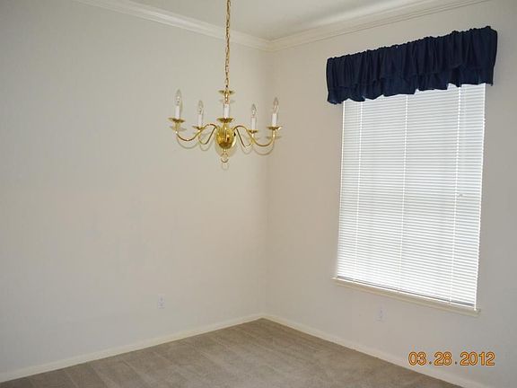 3rd image of 4918 Widerop Ln