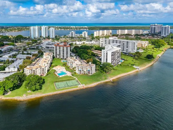 364 Golfview Rd APT 505, North Palm Beach, FL 33408