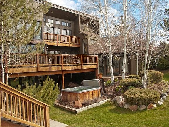 Exterior Rear