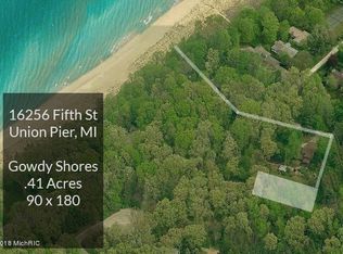 16256 5th St, Union Pier, MI 49129
