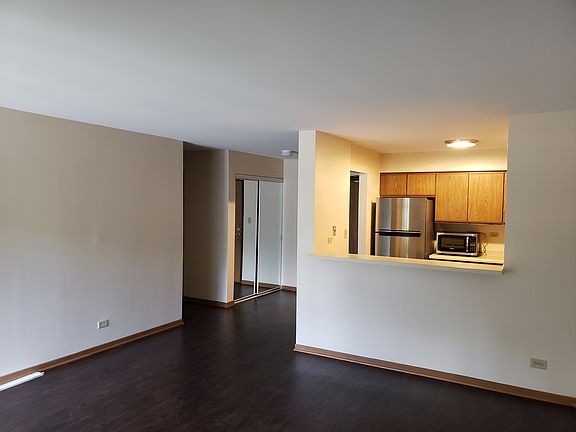 3rd image of 33670 N Royal Oak Ln APT 110