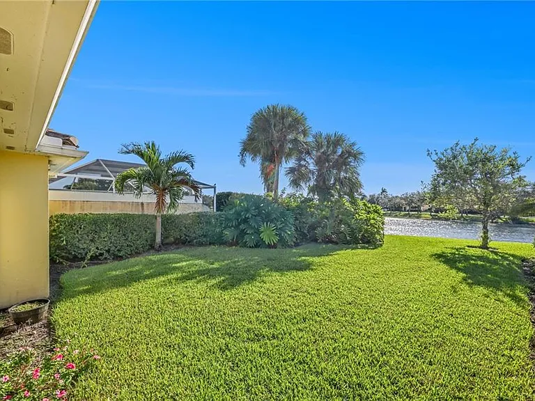 7840 Ionio Ct — Photo 5