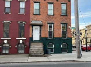 284 Lark St, Albany, NY 12210