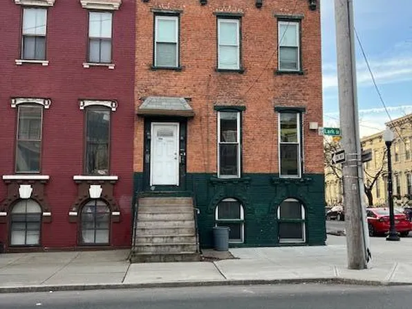 284 Lark Street, Albany, NY 12210
