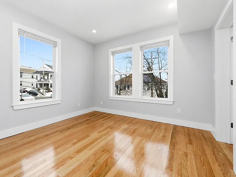 30 Campbell Ave #2 — Photo 7