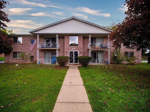 4th image of 72 Oakridge Dr #85-8