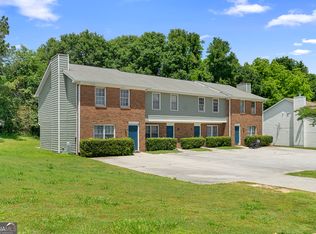 675 Hunting Creek Ln SE, Conyers, GA 30013