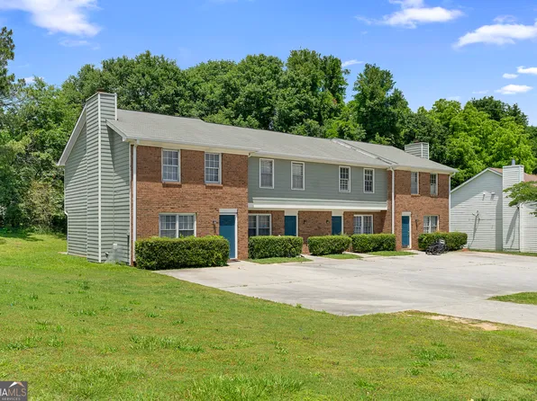 675 Hunting Creek Ln SE, Conyers, GA 30013