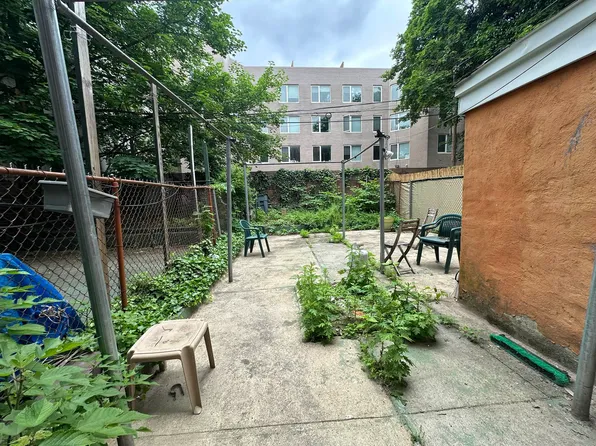 146 Macon Street 1 image 25 of 25
