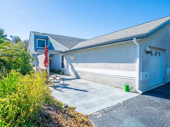 3rd image of 4901 Sandcastle Cir