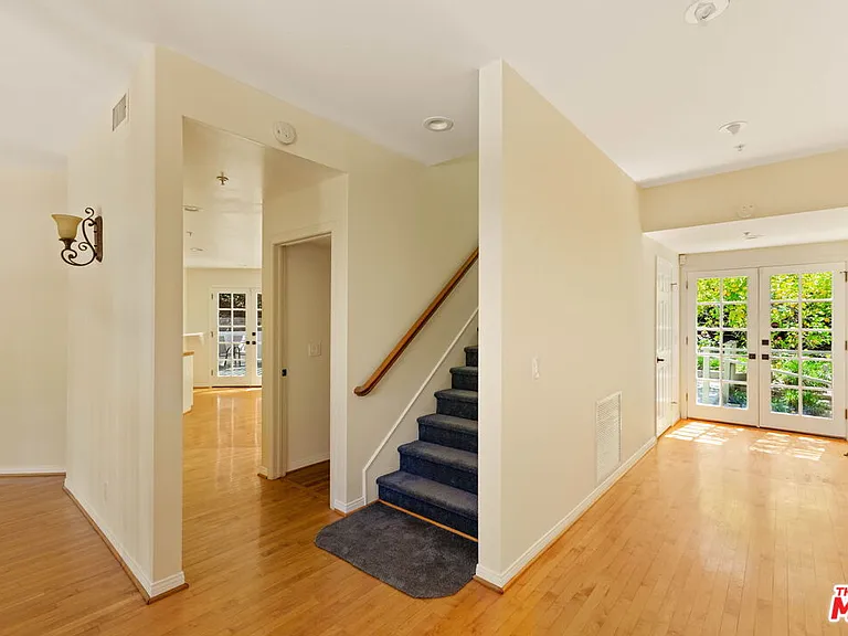 5237 San Feliciano Dr — Photo 13