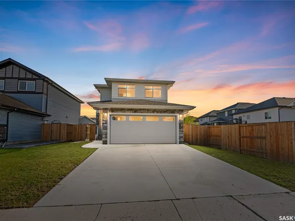 814 LaBine Crescent, Saskatoon, SK S7L 6N2