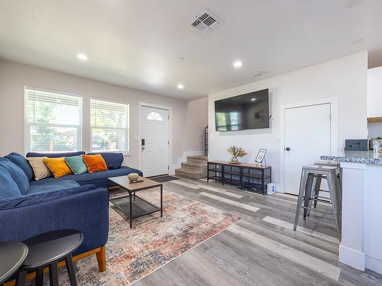 65 inch Smart TV, Full Sectional