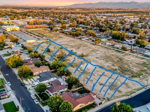 12 Stw Vic Ave E #J10, Lancaster, CA 93535