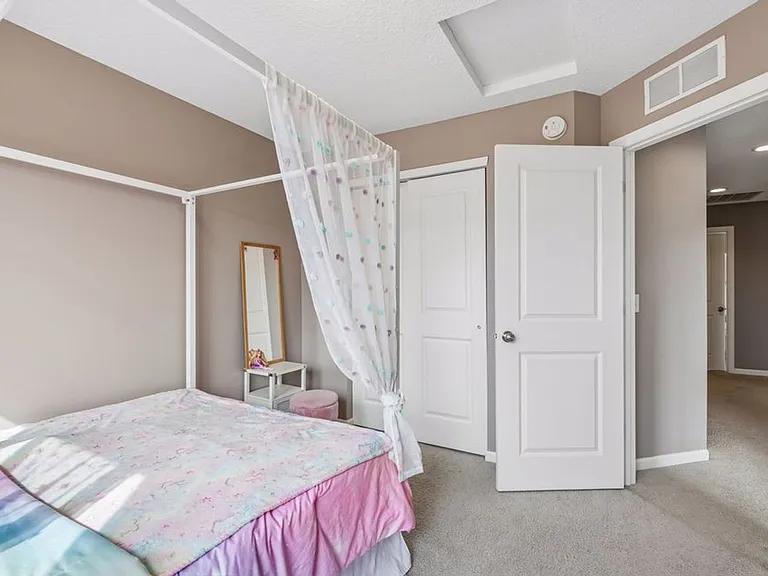 573 Satori Way — Photo 19