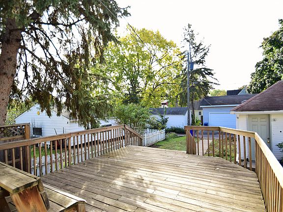3rd image of 1684 Lafond Ave