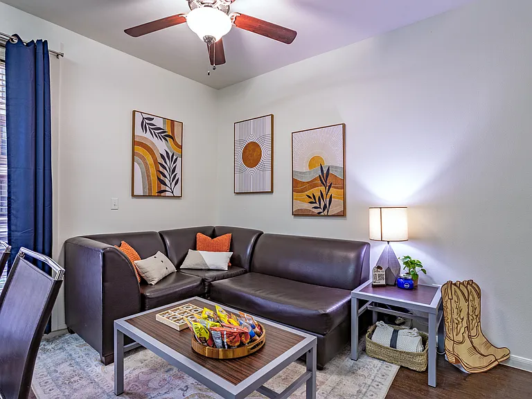 Grandmarc Austin - Student Housing — Photo 9