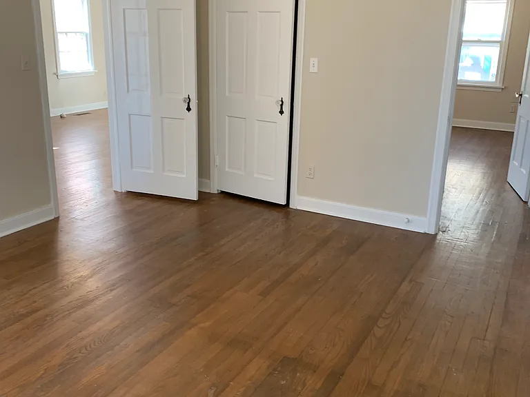 3728 N Shartel Ave — Photo 7
