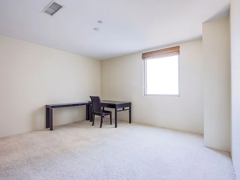 360 E Desert Inn Rd #1008 — Photo 30