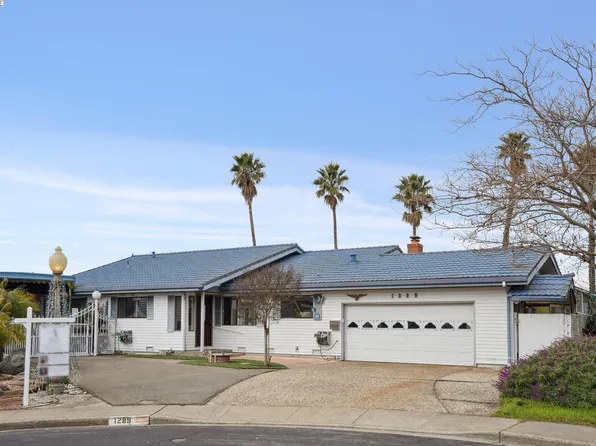 1289 McDonald Dr, Pinole, CA 94564