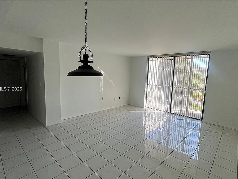 8540 SW 133rd Avenue Rd #316 — Photo 8