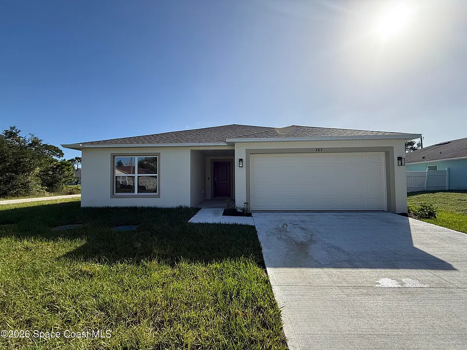 483 Haskell Ave SE