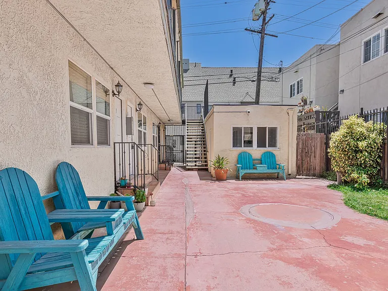 904 Atlantic Ave — Photo 5