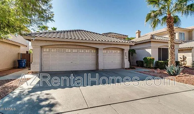 1883 E Dava Dr — Photo 3