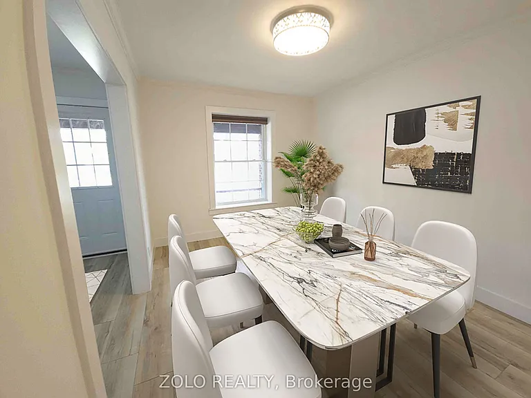 1504 King St E — Photo 3