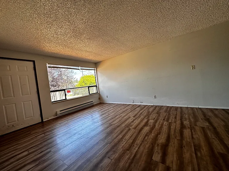 10560 Stone Ave N #2 — Photo 6