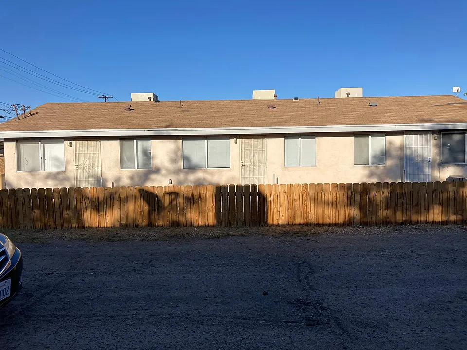 712 W Atkins Ave #B