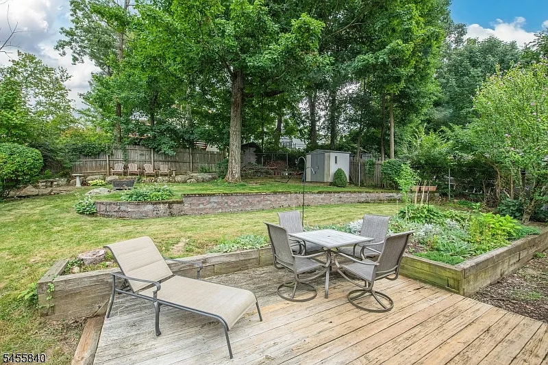 2 bed, 1.0 bath, $2,500 — Photo 3