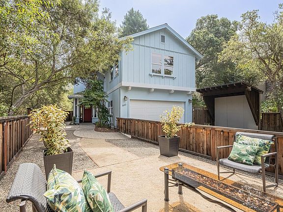3rd image of 840 Seacliff Dr