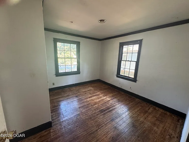 124 S Brownell Ave — Photo 6