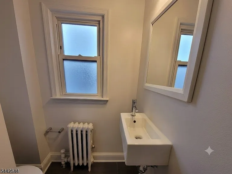18 Olive St #3 — Photo 8